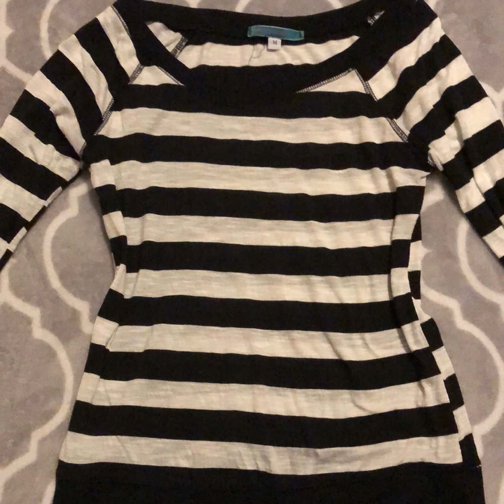Black and white striped long sleeve.
